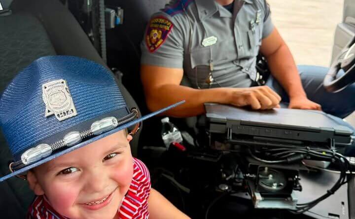 Mississippi law enforcement welcomes visitor aiming to meet 1,000 officers Photos from Mississippi Department of Public Safety (Official)'s post